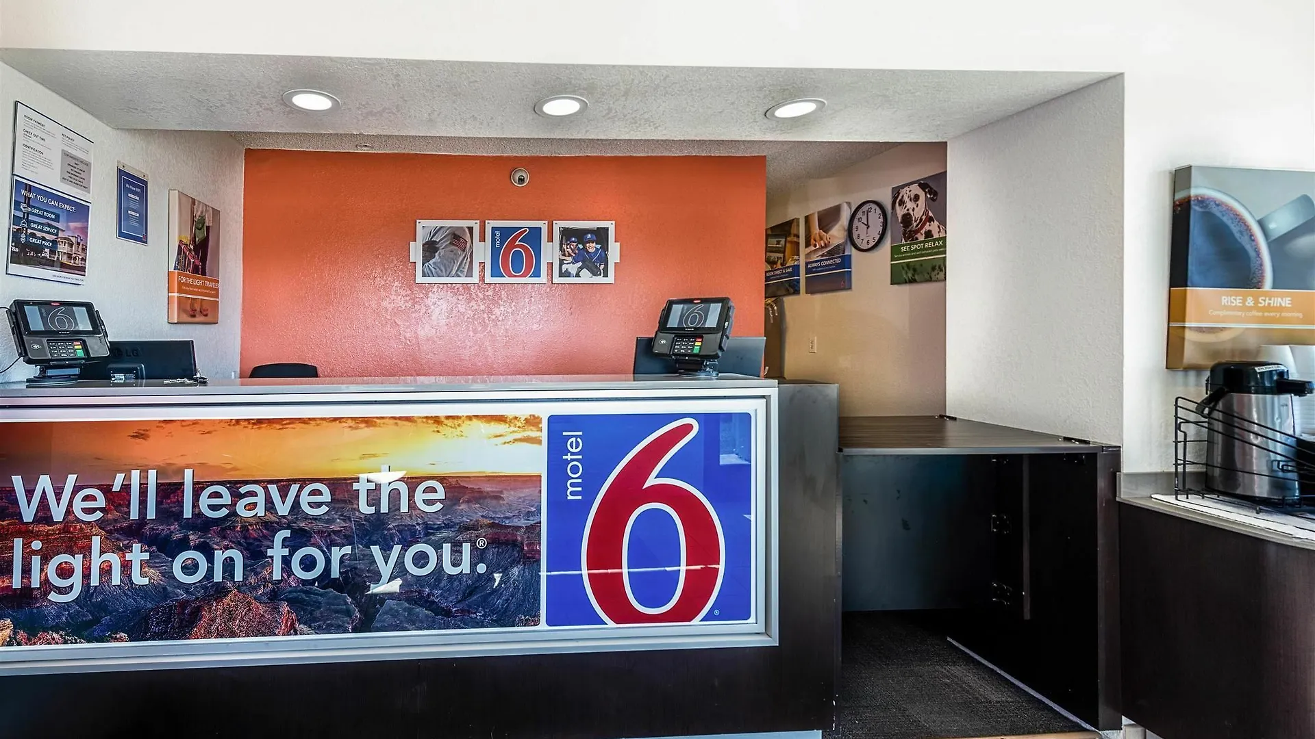 Motel 6-Sparks, Nv - Airport - Спаркс Отель