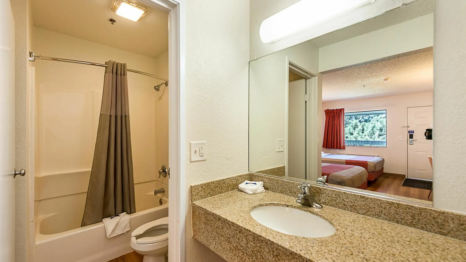 Motel 6-Sparks, Nv - Airport - Спаркс